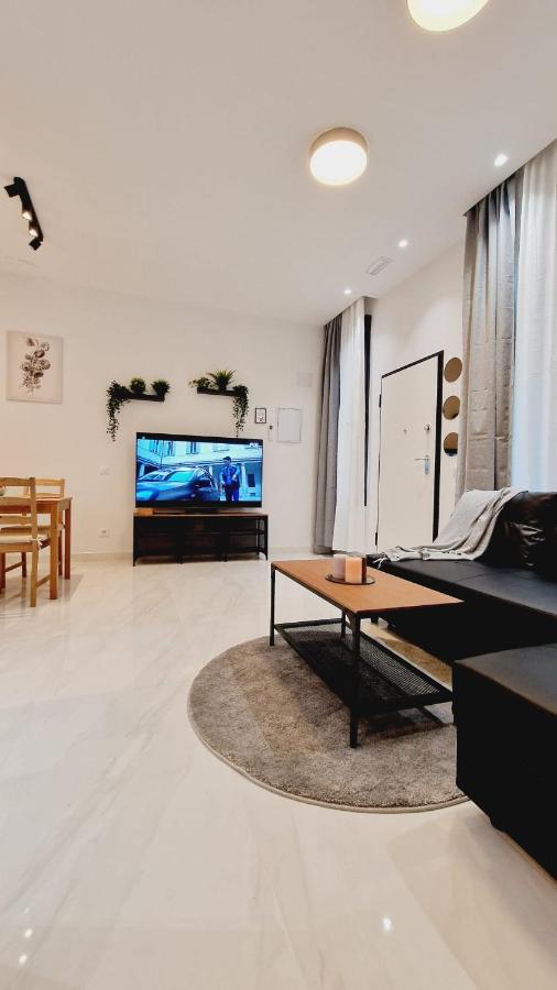 La Promesa Apartment Madrid Exterior photo